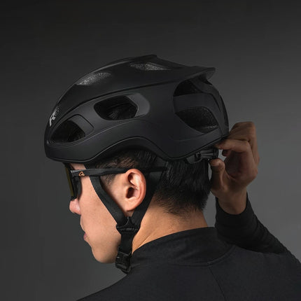 7 atmungsaktive und antibakterielle ROCKBROS Fahrradhelme