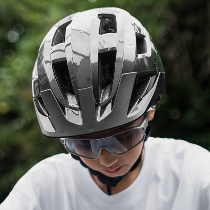 Casca de bicicletă pentru copii cu vizieră ROCKBROS