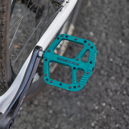 282Pédales VTT en nylon avec plateforme large
