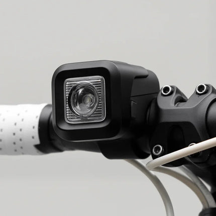 Elektrisk framlykta i 1 läge med signalhorn, 450 lumen, för cykel