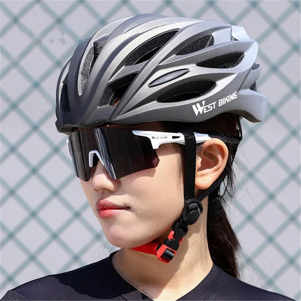 783 Casco da ciclismo sfumato con protezione per la testa PC+EPS traspirante - Grigio