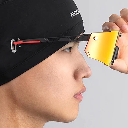 1246Casquette de cyclisme avec découpes pour lunettes - noire